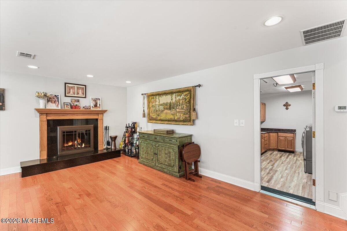 8 Dusko Drive Parlin NJ 08859