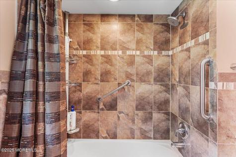 8 Dusko Drive Parlin NJ 08859
