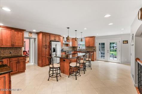 8 Dusko Drive Parlin NJ 08859