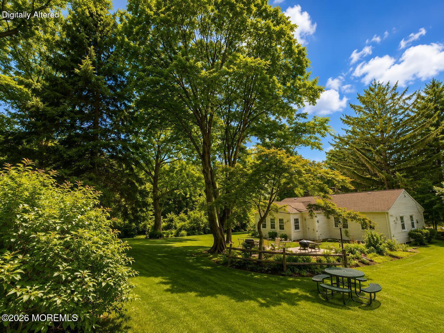 17 Butler Lane Middletown NJ 07748