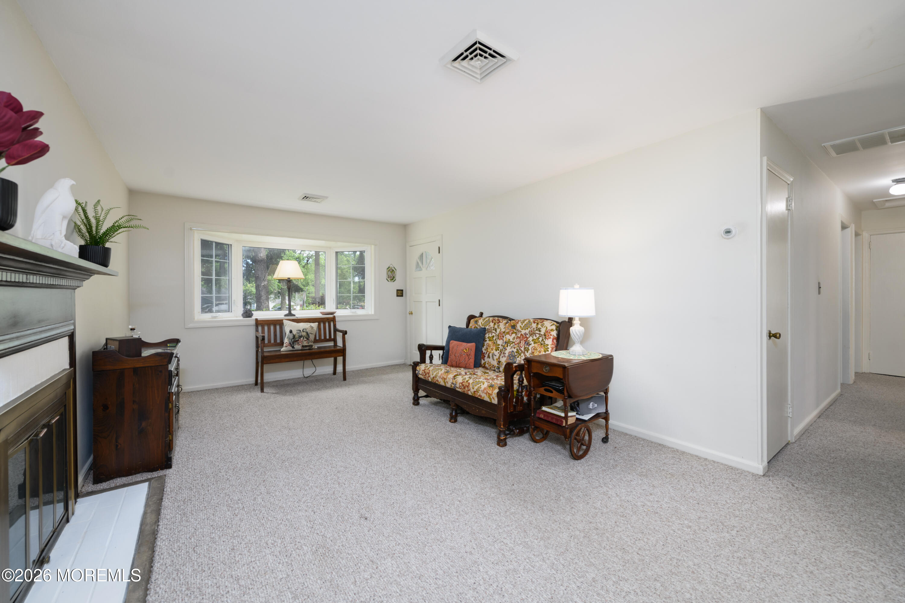 17 Butler Lane Middletown NJ 07748
