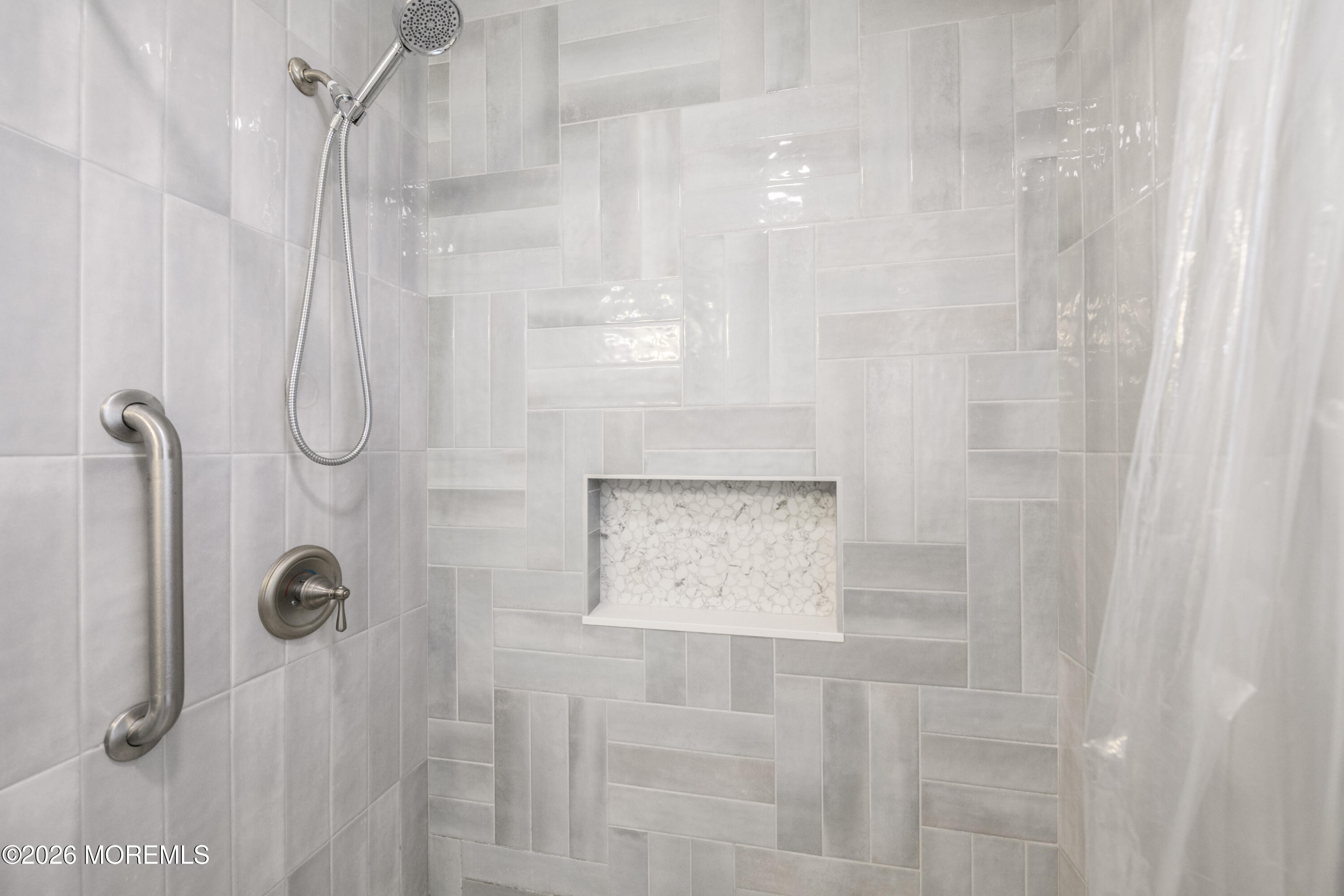 17 Butler Lane Middletown NJ 07748