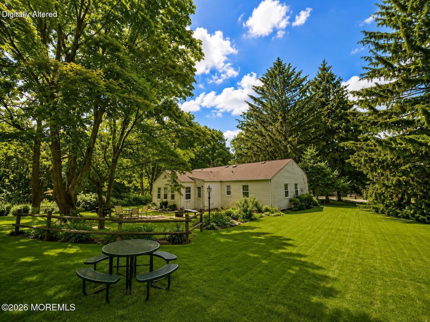 17 Butler Lane Middletown NJ 07748