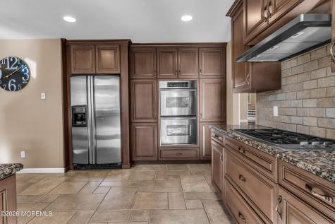 12 Apollo Road Manalapan NJ 07726