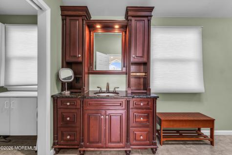 12 Apollo Road Manalapan NJ 07726