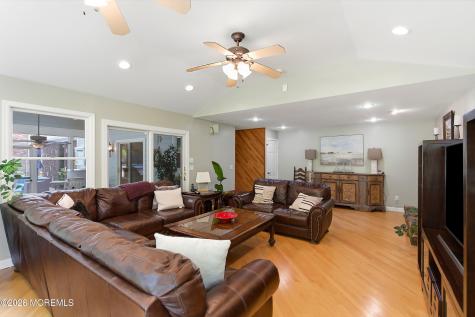 16 Redwood Drive Toms River NJ 08753
