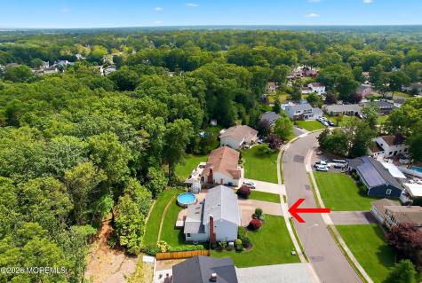 16 Redwood Drive Toms River NJ 08753
