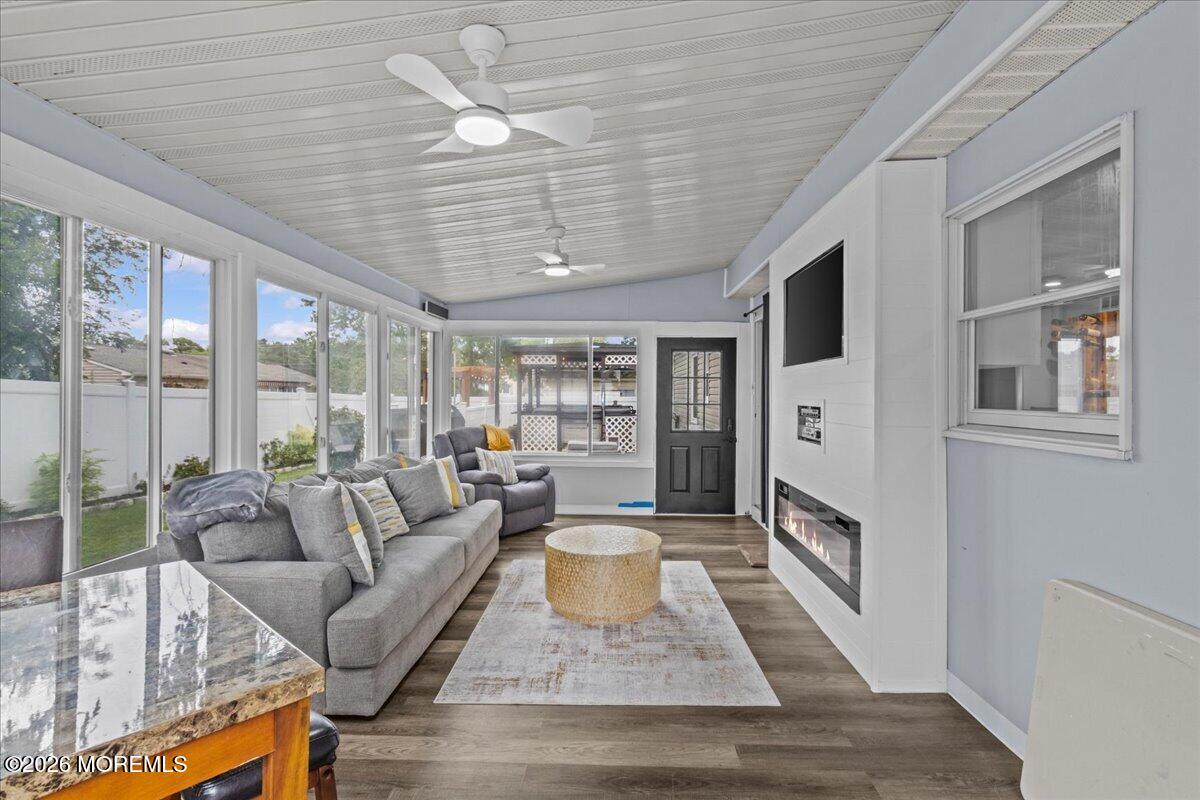 1933 9th Avenue Toms River NJ 08757