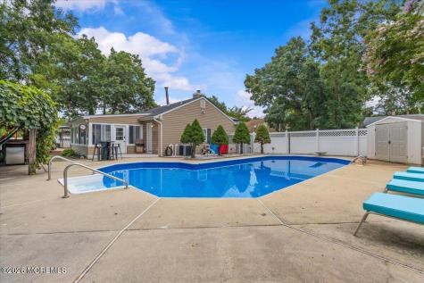 1933 9th Avenue Toms River NJ 08757