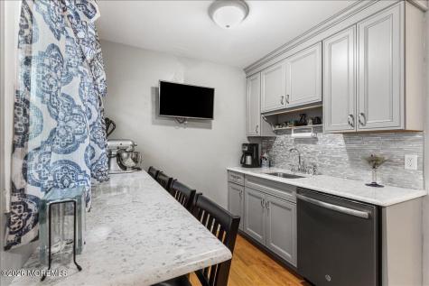 176 Bray Avenue North Middletown NJ 07748