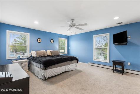 176 Bray Avenue North Middletown NJ 07748