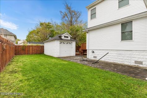 176 Bray Avenue North Middletown NJ 07748