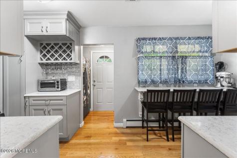 176 Bray Avenue North Middletown NJ 07748