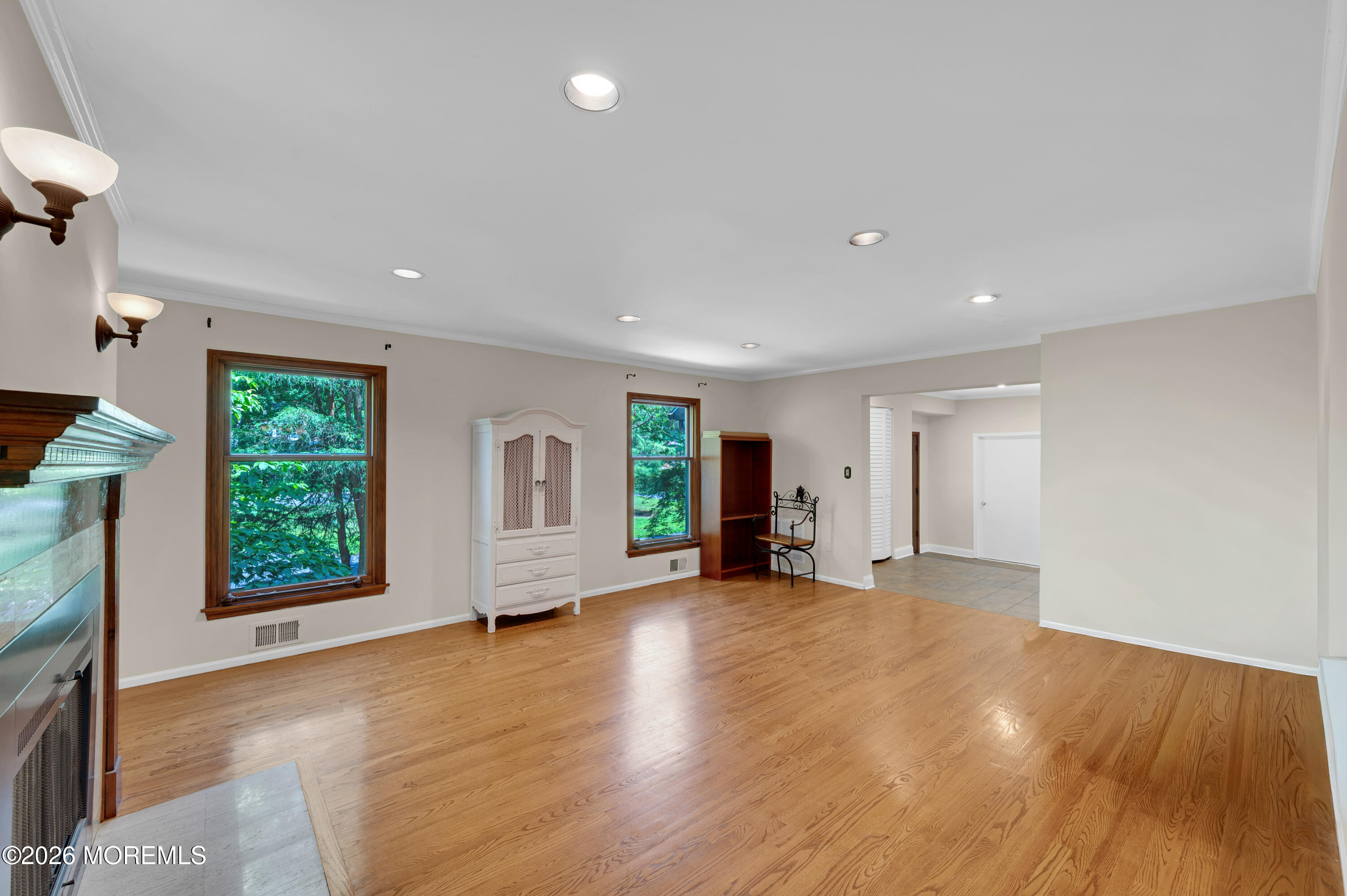 37 Timber Lane Manalapan NJ 07726