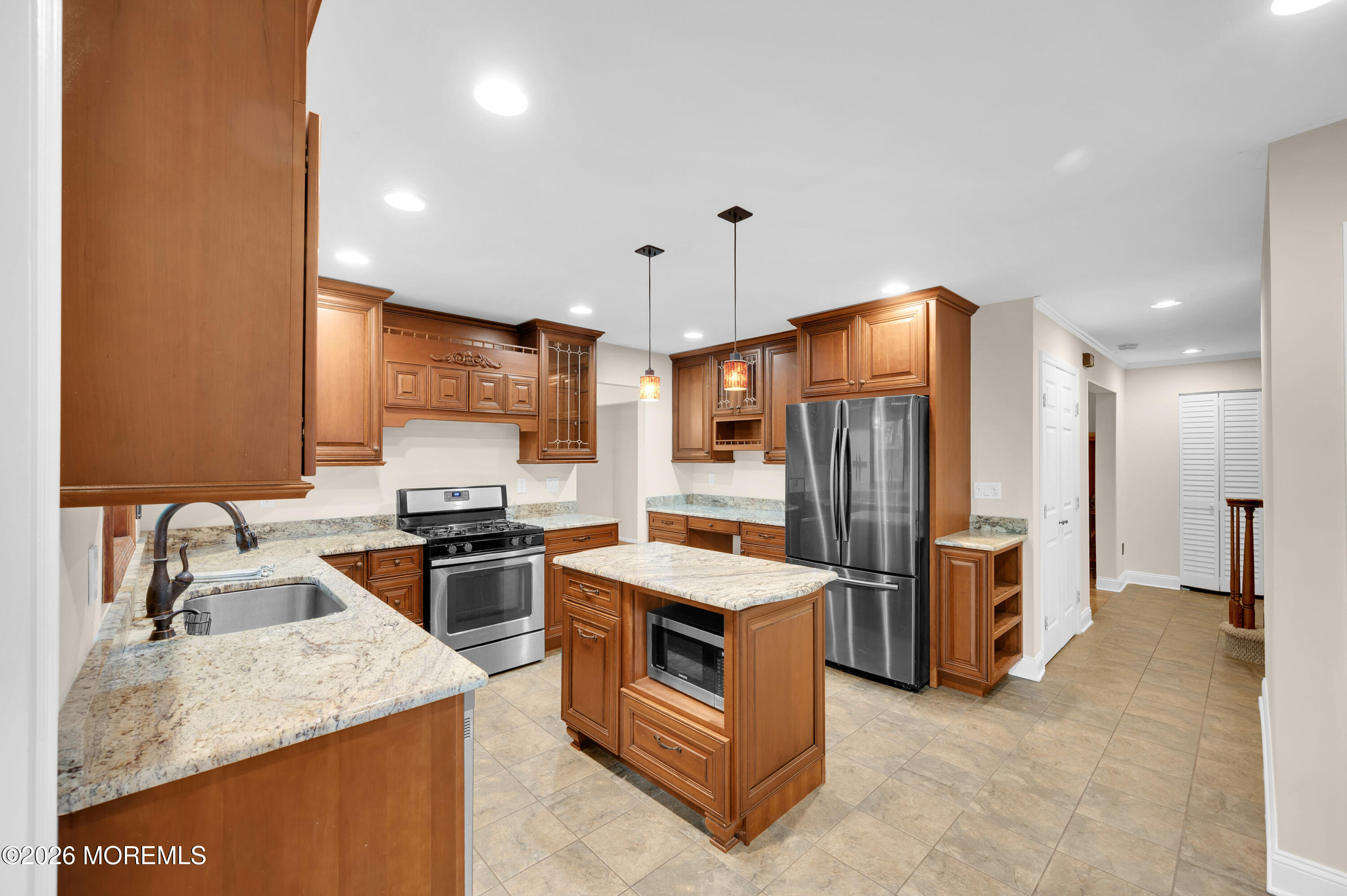 37 Timber Lane Manalapan NJ 07726