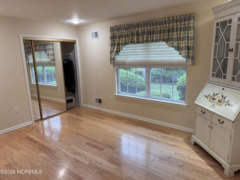 130 Skyline Drive Lakewood NJ 08701