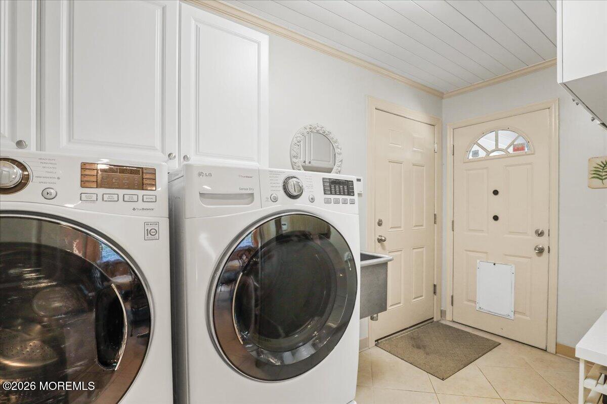 443 W Lake Avenue Oakhurst NJ 07755