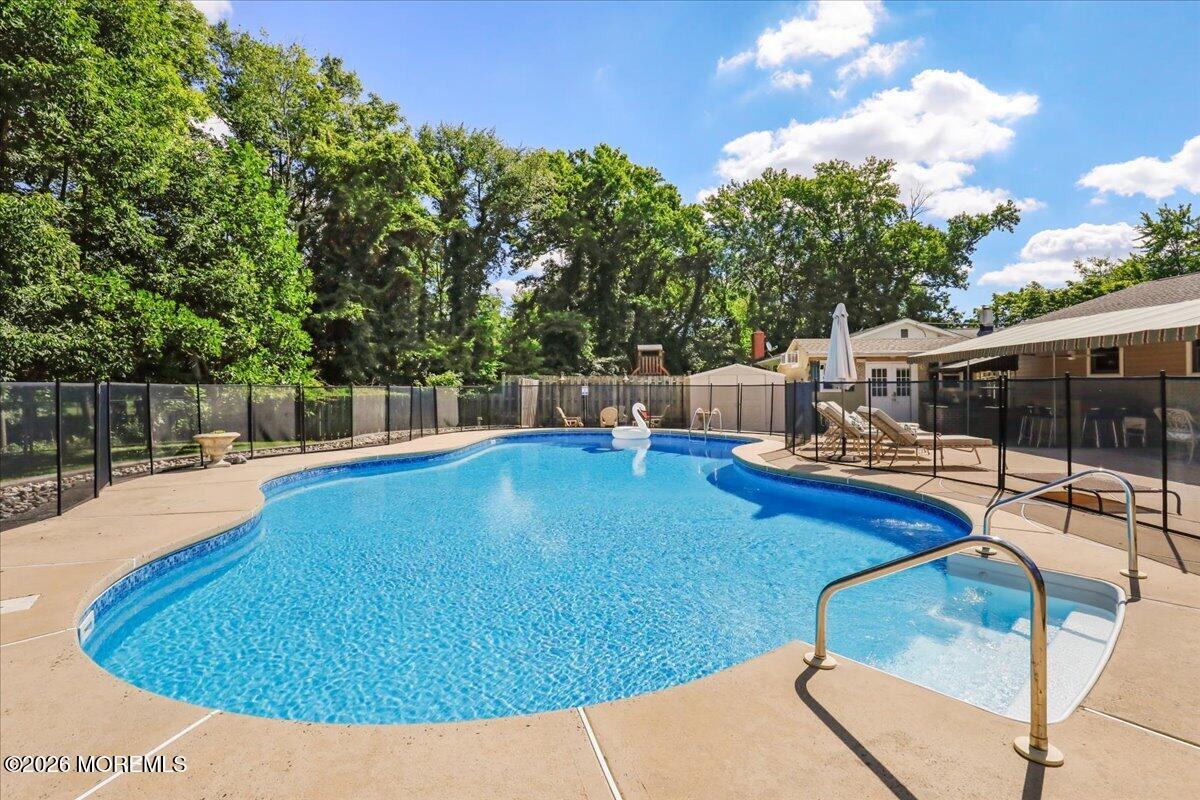 443 W Lake Avenue Oakhurst NJ 07755