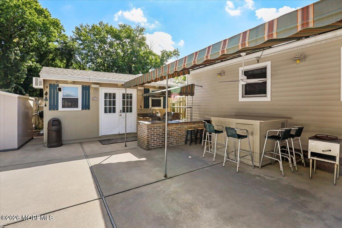 443 W Lake Avenue Oakhurst NJ 07755