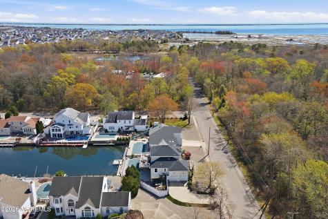 67 Anchorage Boulevard Bayville NJ 08721