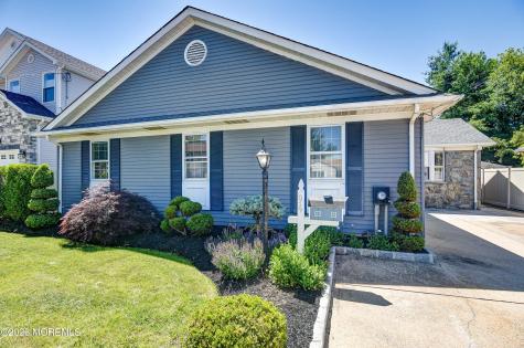 94 Mccutcheon Avenue Sayreville NJ 08872