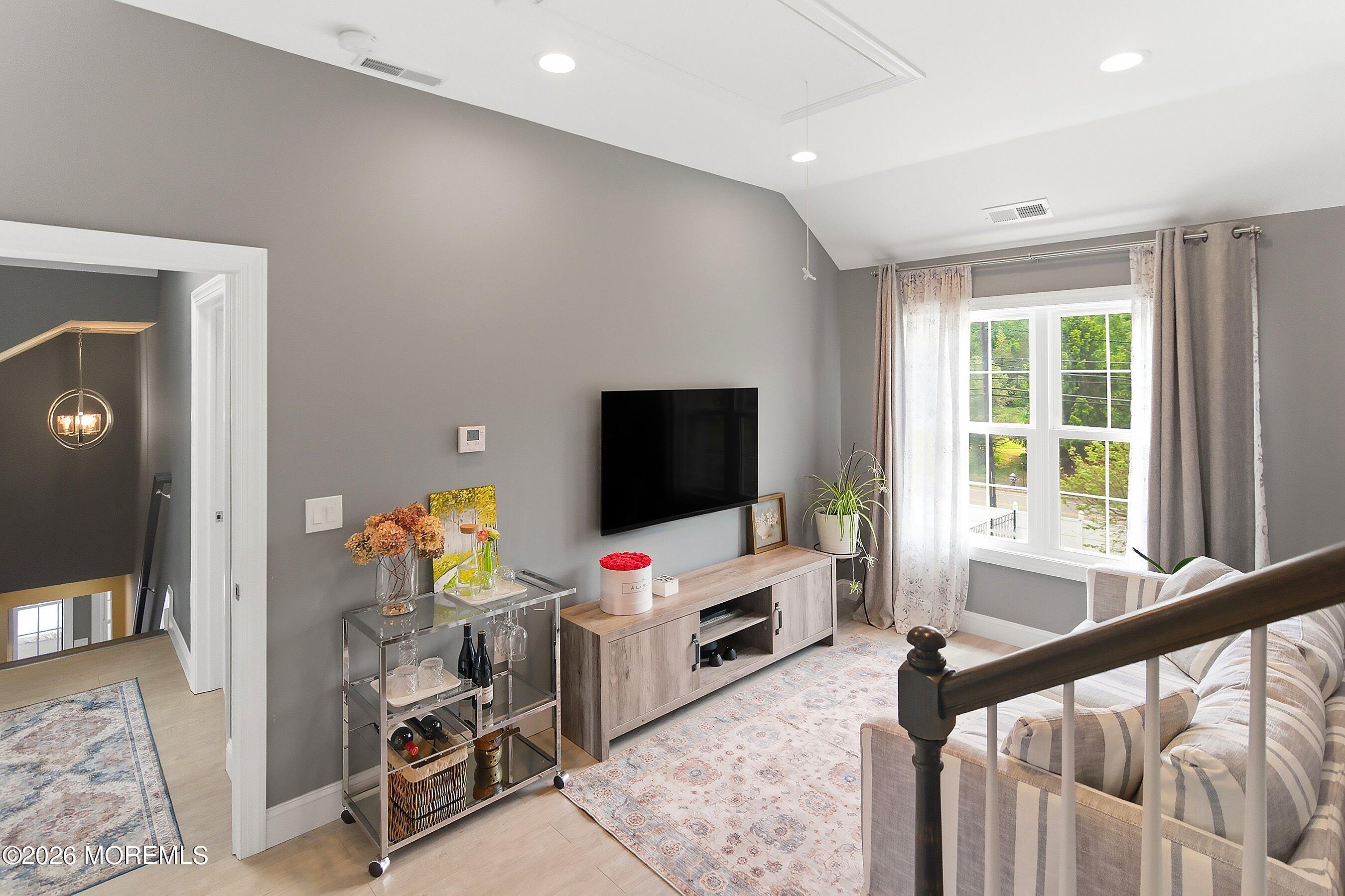 33 Weston Road Franklin Twp NJ 08873