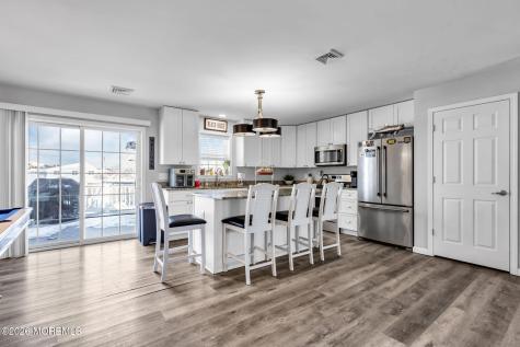 48 Albert Drive Manahawkin NJ 08050