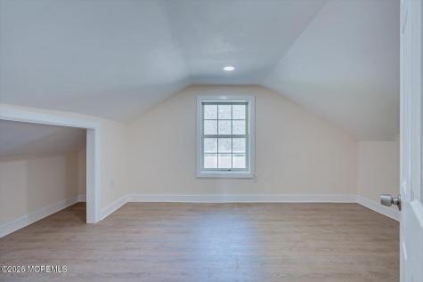 17 Washington Avenue Leonardo NJ 07737