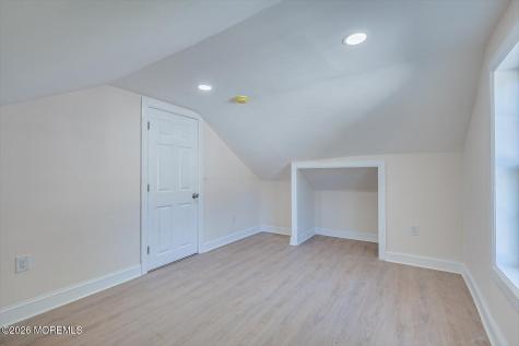 17 Washington Avenue Leonardo NJ 07737