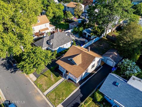 17 Washington Avenue Leonardo NJ 07737