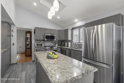 864 Breezy Oaks Drive Toms River NJ 08753
