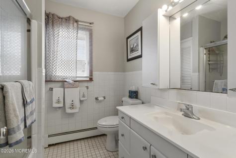 864 Breezy Oaks Drive Toms River NJ 08753