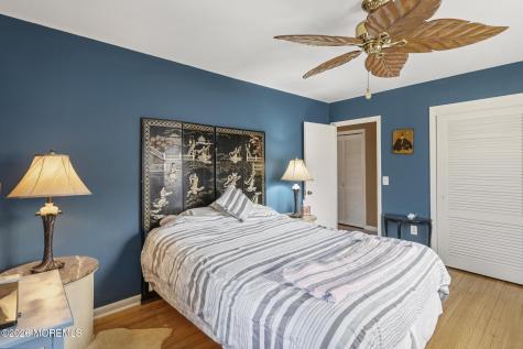 864 Breezy Oaks Drive Toms River NJ 08753