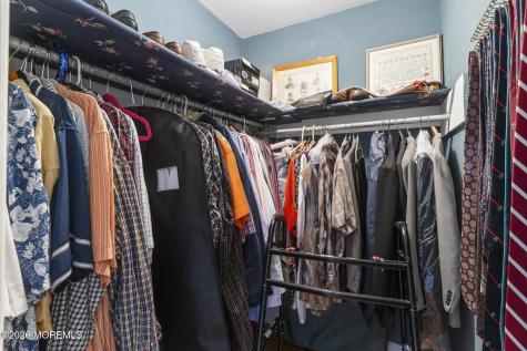 864 Breezy Oaks Drive Toms River NJ 08753