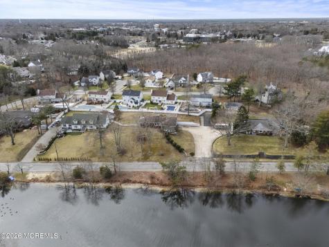 864 Breezy Oaks Drive Toms River NJ 08753