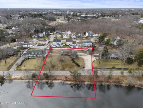864 Breezy Oaks Drive Toms River NJ 08753