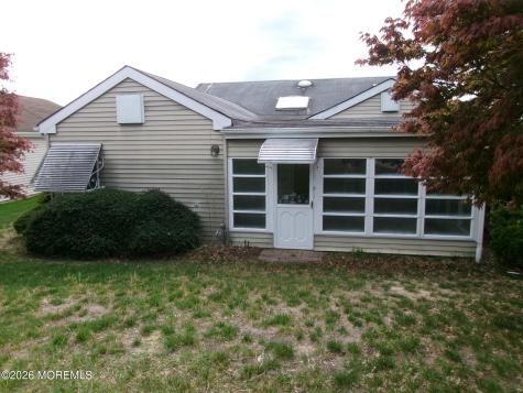 6 Harrow Place Manchester NJ 08759