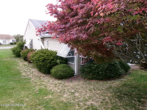 6 Harrow Place Manchester NJ 08759