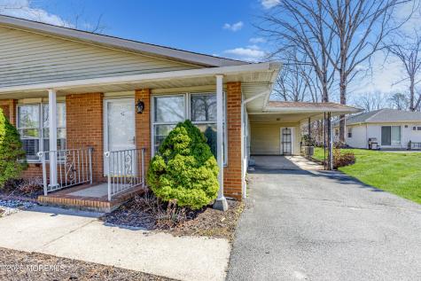 43A Magnolia Road Manahawkin NJ 08050