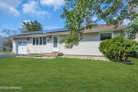 17 Anchorage Boulevard Bayville NJ 08721