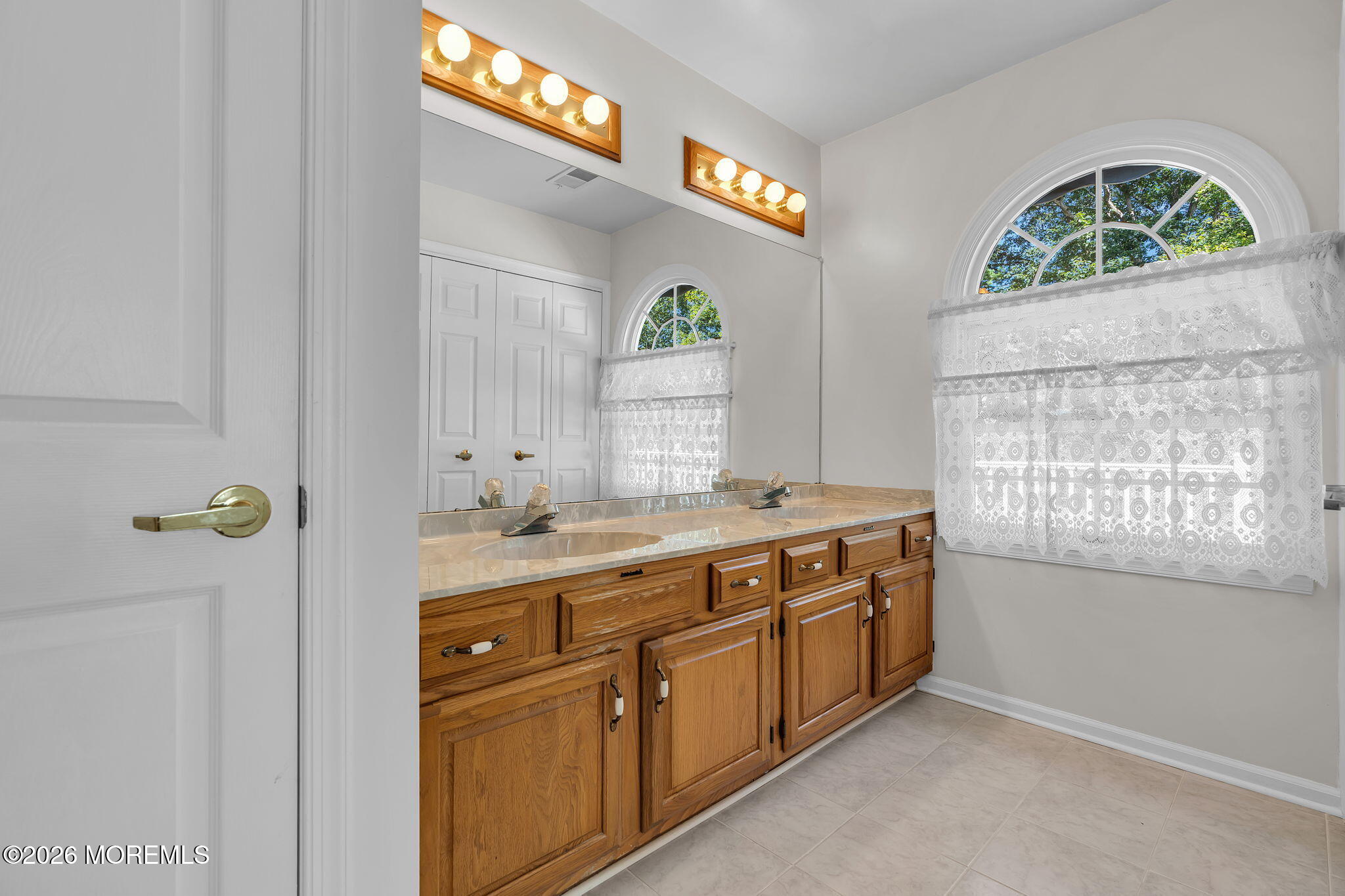 1562 Snowberry Court Toms River NJ 08755