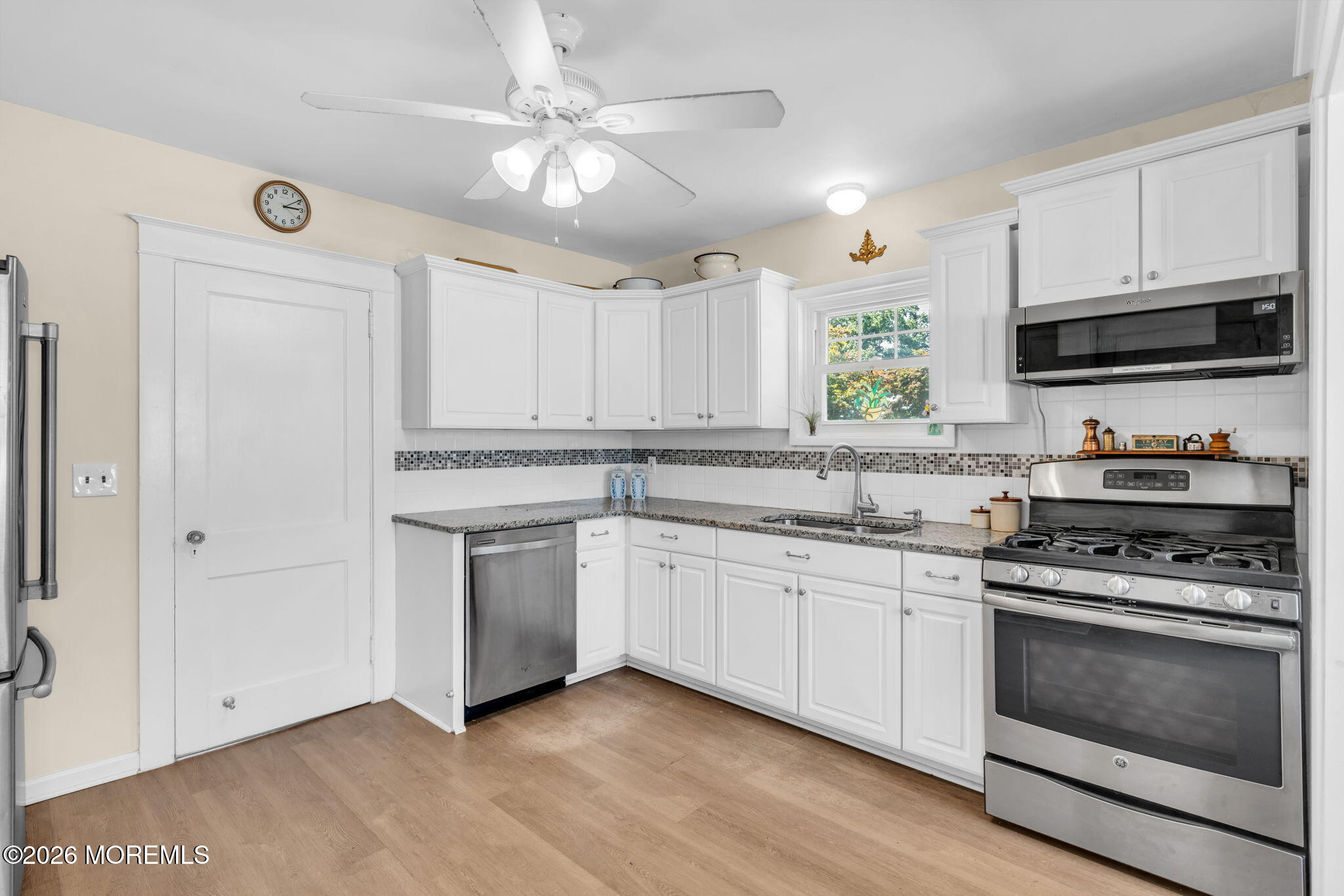 39 Highland Avenue Leonardo NJ 07737