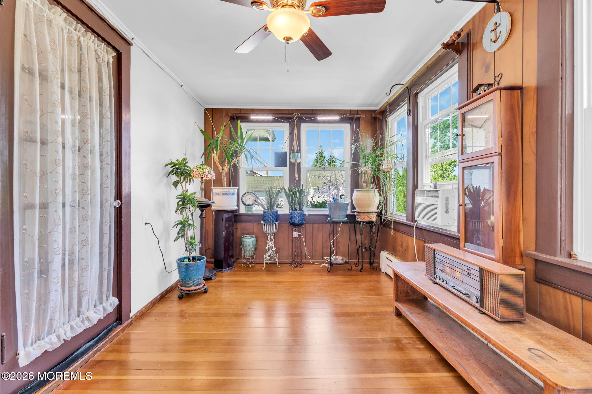 39 Highland Avenue Leonardo NJ 07737
