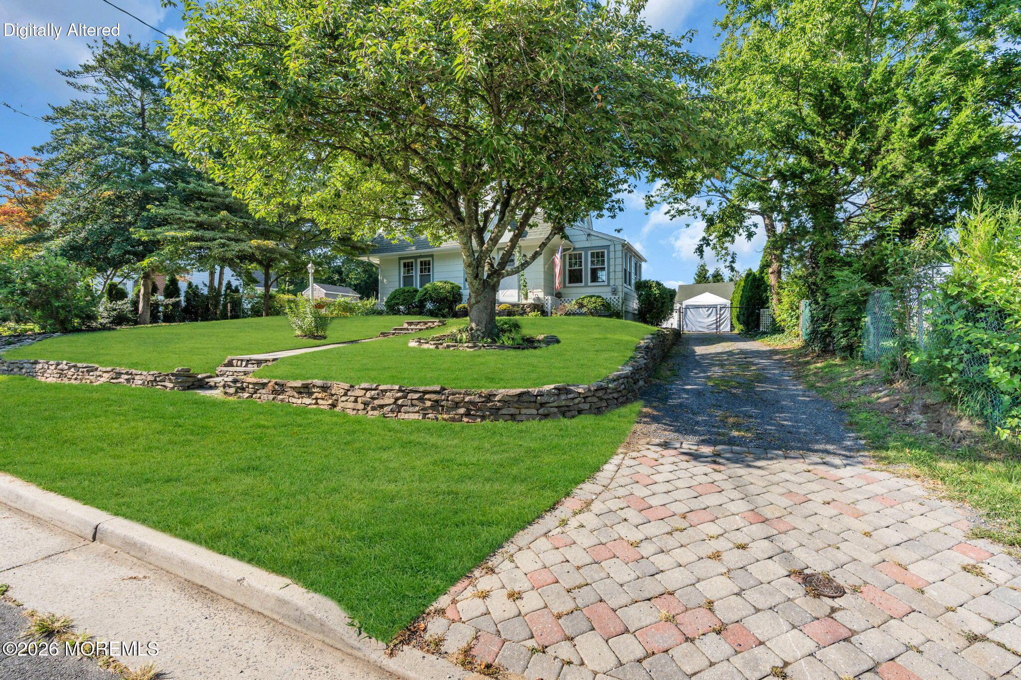 39 Highland Avenue Leonardo NJ 07737