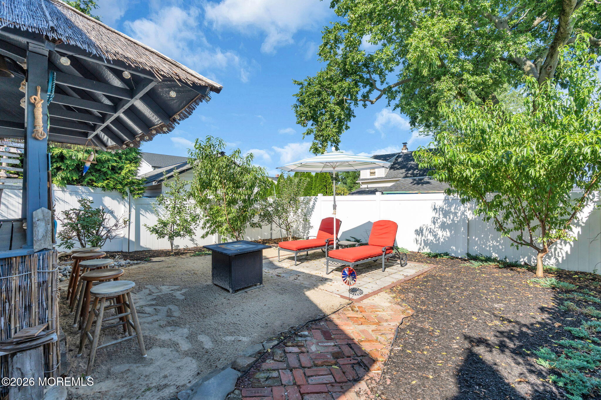39 Highland Avenue Leonardo NJ 07737