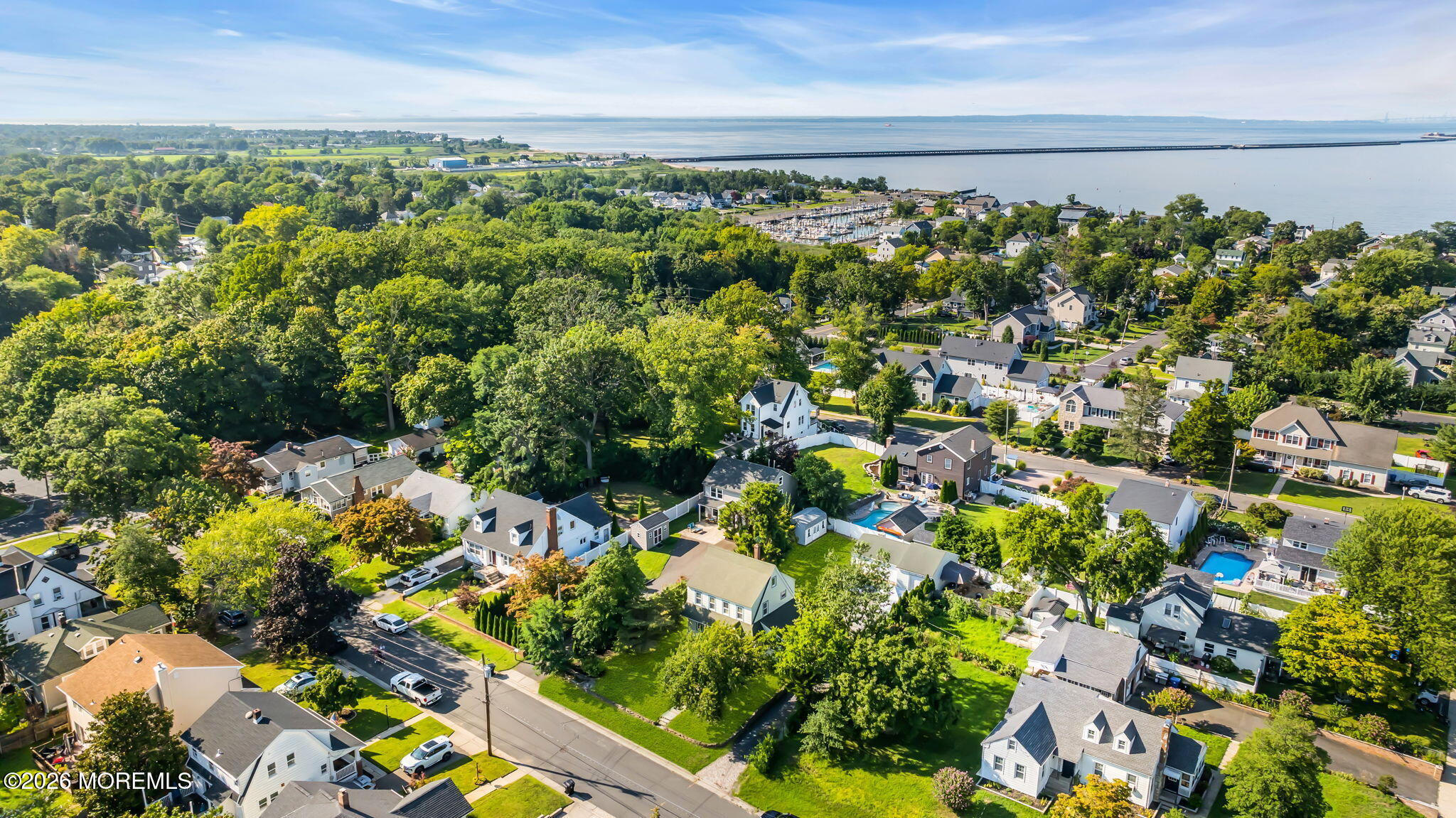 39 Highland Avenue Leonardo NJ 07737