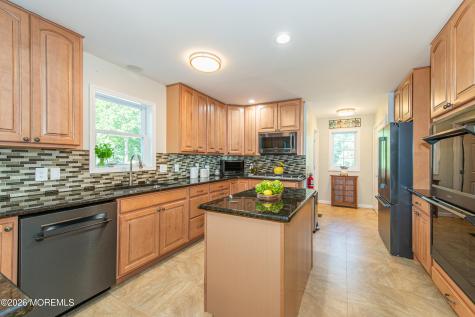 24 Willow Lane Englishtown NJ 07726