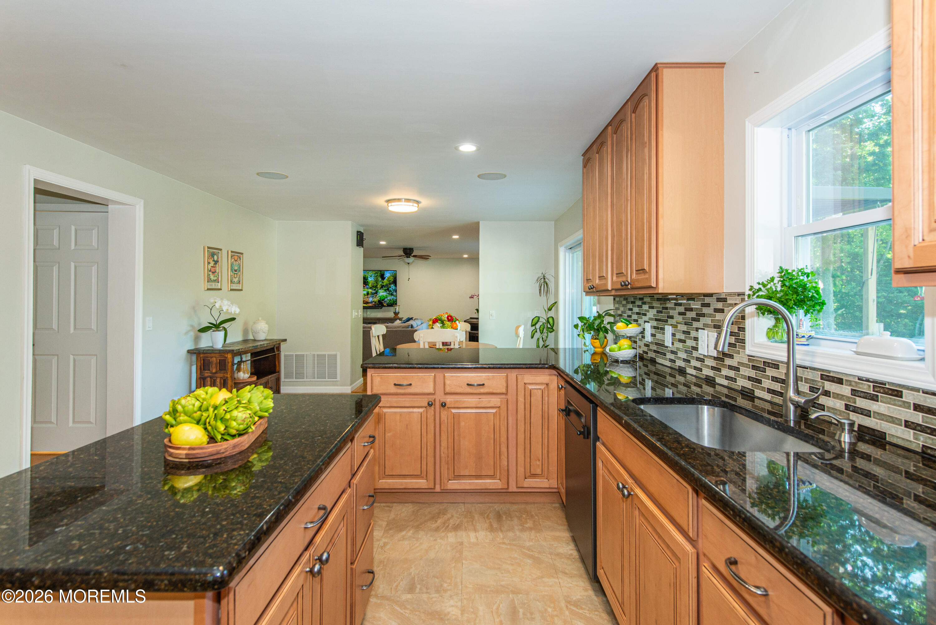 24 Willow Lane Englishtown NJ 07726