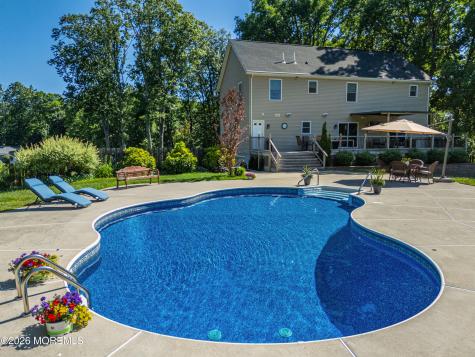 24 Willow Lane Englishtown NJ 07726