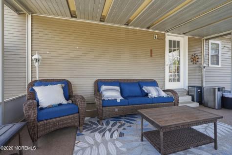 1016 Longboat Avenue Beachwood NJ 08722